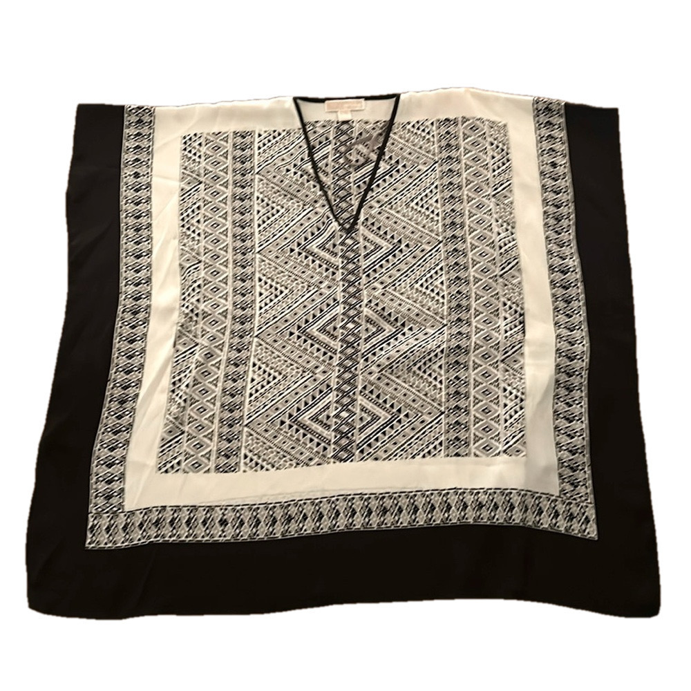 🌿Michael Khors women’s boho tunic black and white size S/M🌿
